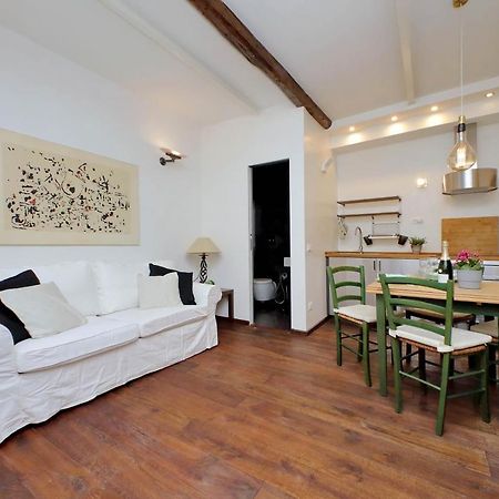 Ych-Pretty Flat Close Pantheon Rome Extérieur photo