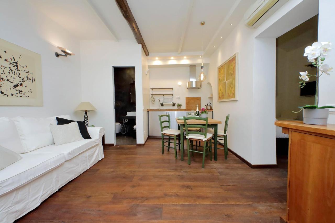 Ych-Pretty Flat Close Pantheon Rome Extérieur photo